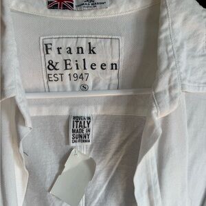Frank & Eileen White Women’s Button Down